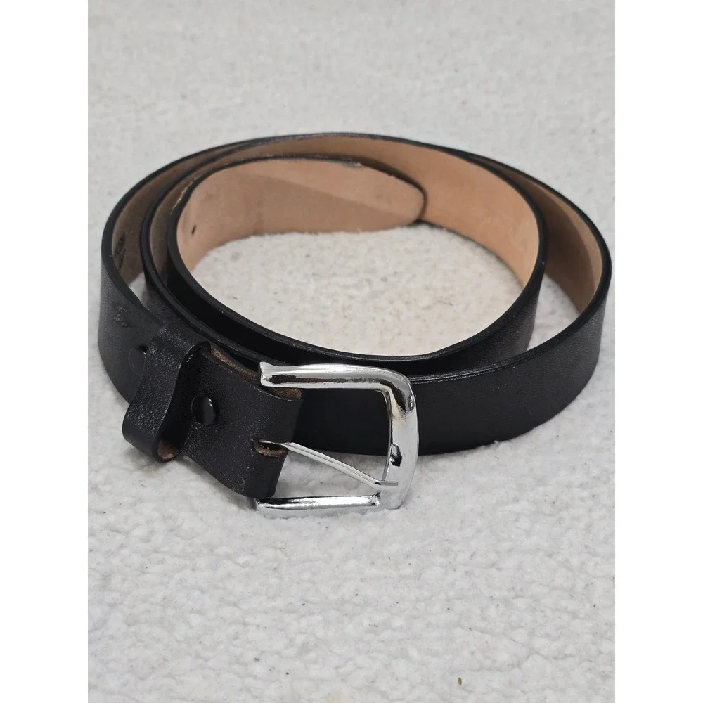 El Gorrion Mens Black Leather Belt Silver Buckle Made in Mexico Size 44 4656‎
